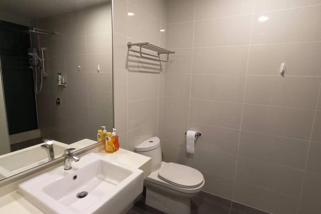 Southkey Mosaic By Comfort Places Management Johor Bahru Luaran gambar